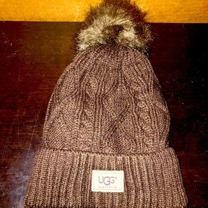 Ugg fleece lined beanie